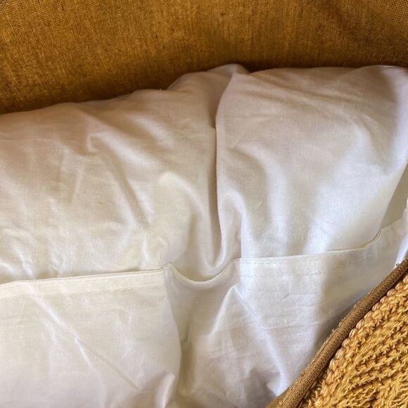 Villa Boho Knit/Linen Pillow  18”x18” - Picture 5 of 5